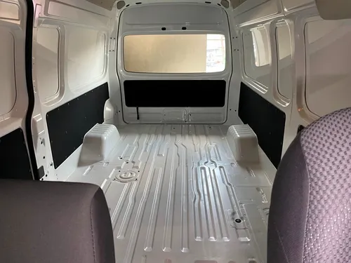 Nissan Urvan 2.5 Panel Amplia Aa Mt
