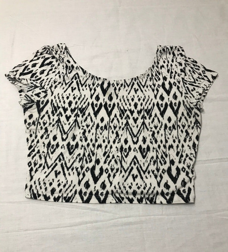 Polera Crop Top Divided Diseño S