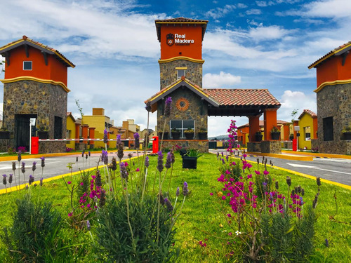Casa En Venta En Fraccionamiento Real Madeira Pachuca Hidalgo Modelo Cantabria Casa Nueva A Estrenar Casa Club Con Alberca Gimnasio Dog Park Seguridad