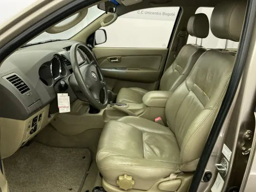 Toyota Fortuner 2.7l 4x2