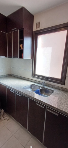 Venta Departamento De Categoria- Con Pileta- Cochera- 2 Habitaciones