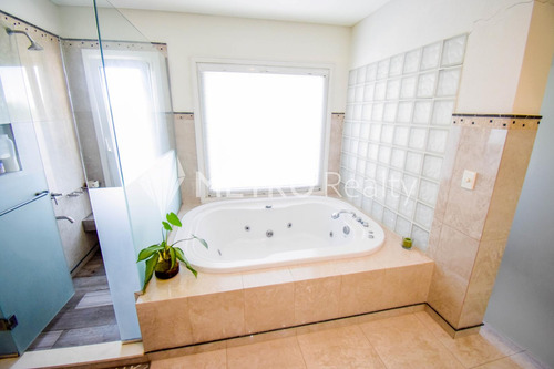 Casa En Venta Y Alquiler, 7 Ambientes, Las Caletas, Nordelta