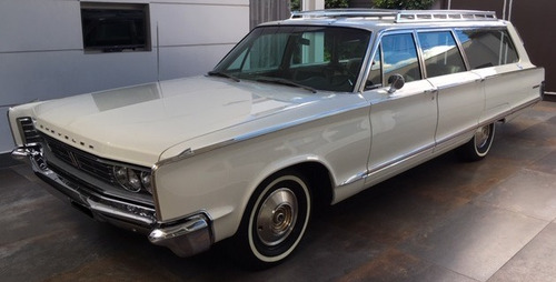 Chrysler Town & Country Newport 1966