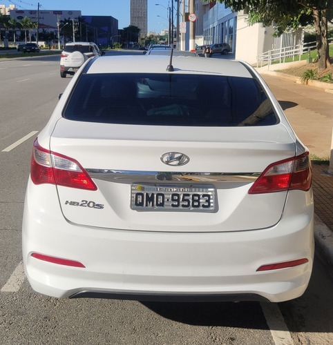 Hyundai Hb20s 2018 1.0 Comfort Plus Flex 4p