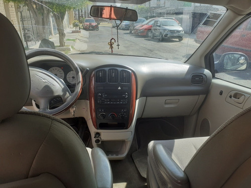 Chrysler Voyager 2007 Lx At