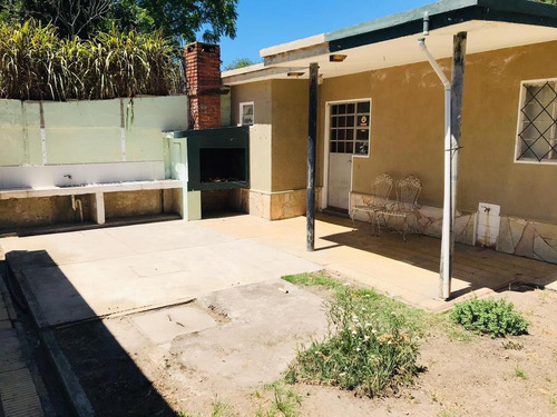 Venta De Casa En Las Toscas A 6 Cuadras De La Playa