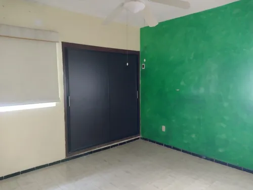 Casa De 1 Piso A La Venta, Frac. Floresta, Veracruz, Ver