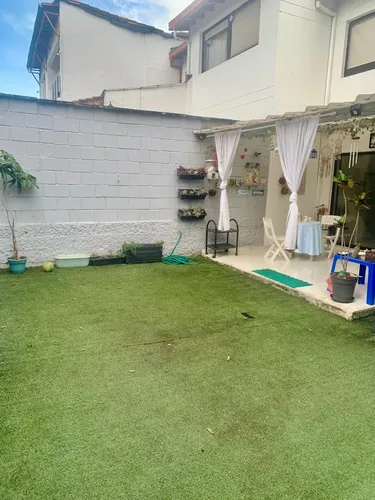 Casa En Venta En El Poblado, Los Gonzalez. Cod V9375