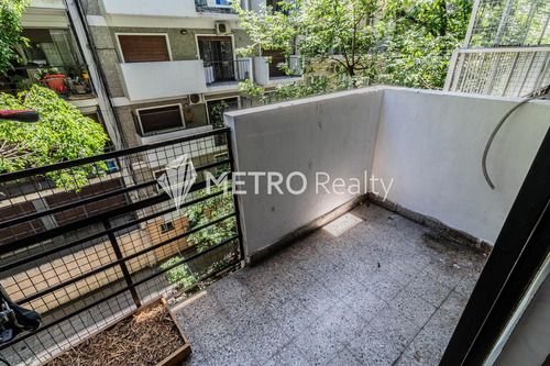 Venta De Departamento Con Balcón En Las Cañitas