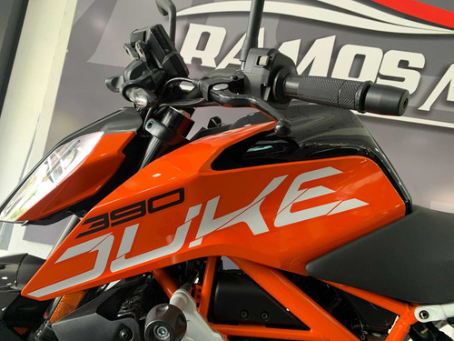 Imagen 11 de 16 de Ktm Duke 390