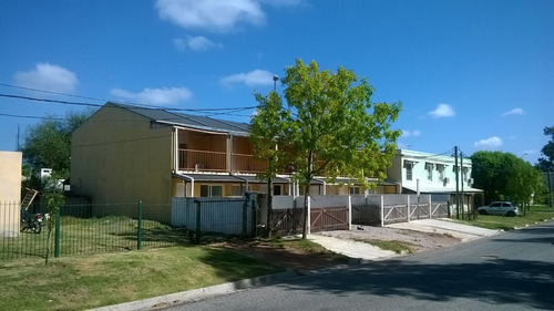 Imagen 1 de 13 de Dueño Vende Permuta Vivienda 3d Punta Del Este, No- Piscina