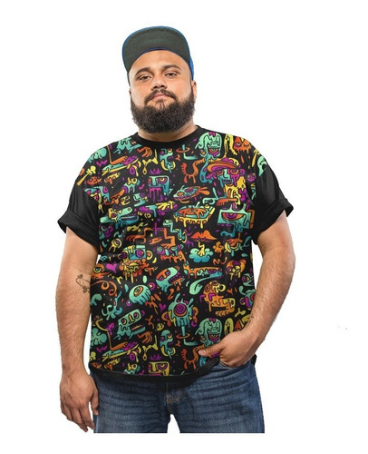 Camiseta Plus Size Psicodélica Sticker Bomb Hip Hop G1 A G6