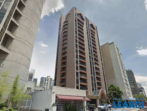 Imagem 1 de 8 de Flat - Itaim Bibi - Sp - 379862