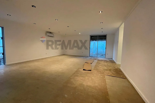 Arriendo De Local Comercial, Vitacura.