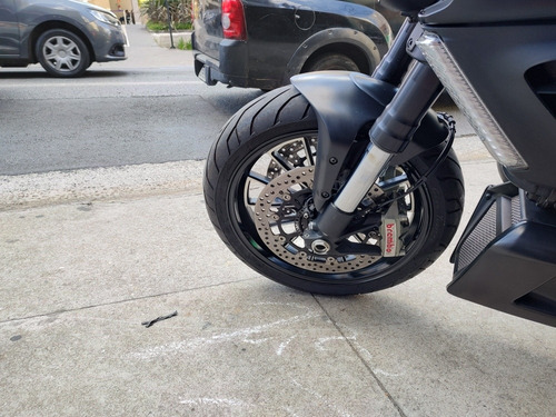 Imagem 11 de 14 de Ducati Diavel 1200