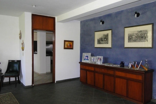 Imagen 9 de 14 de 306000 L Trias 04140432833 Casa Venta Guataparo Country Club