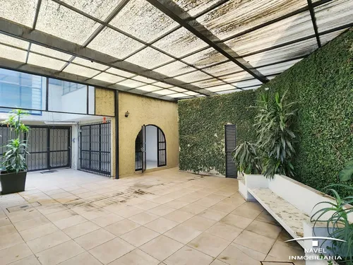 Casa Venta, Estratégicamente Ubicada El Sur De La Ciudad En La Colonia La Joya