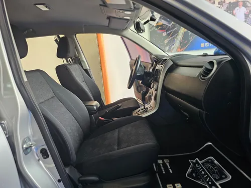 Suzuki Grand Vitara 2.4 4x2 Automática