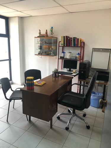 Imagen 6 de 11 de Consultorio En Alquiler En Maracay // 04243385555
