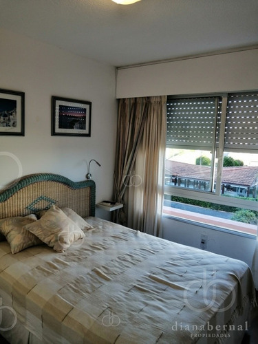 Imagen 12 de 24 de Punta Del Este, Mansa, Apartamento De 1 Dormitorio Con Terraza Y Vista.- Ref: 54539