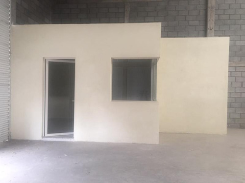 Bodega En Renta En Parque Industrial Santa Rita, Gómez Palacio, Durango