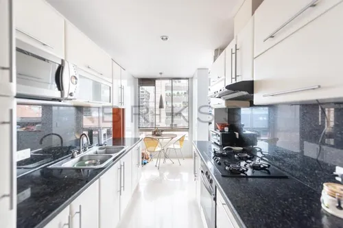 Apartamento En Arriendo En El Chico. Cod A2005