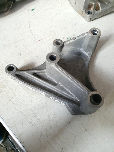 Base Soporte Compresor Clima Aire Acondicionado Peugeot 607 