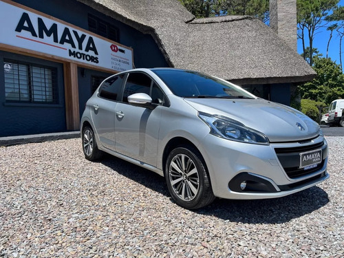 Peugeot 208 1.2 Allure 82cv 5p