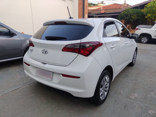 Imagem 7 de 14 de Hyundai Hb20 1.0 Comfort Plus Flex 2019!!
