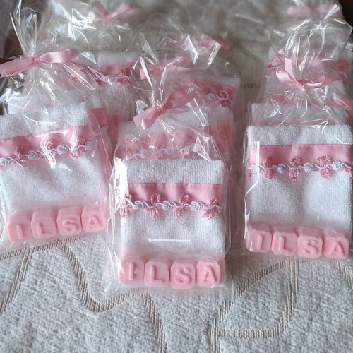 Toallita Con Cinta Decorativa Mas 3 Jabónes De Letras