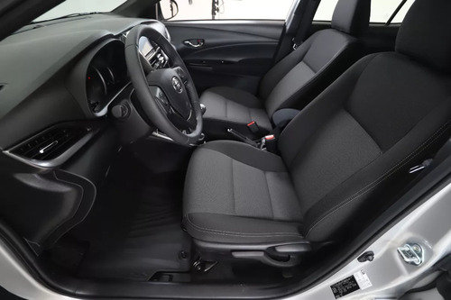 Toyota Yaris 1.5 107cv Xls Cvt