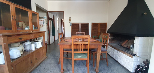 Malvín, 4 Dormitorios, Impecable.