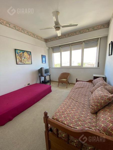 Venta De Departamento En Playa Grande