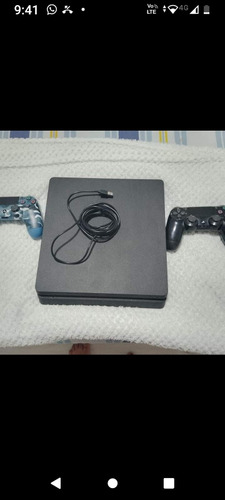 Play Station 4 