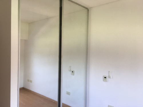 Imagen 9 de 17 de Ph En Venta En Liniers Residencial