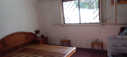 Imagen 3 de 13 de Casa En Venta De 2 Dormitorios C/ Cochera En Lomas Del Mirador