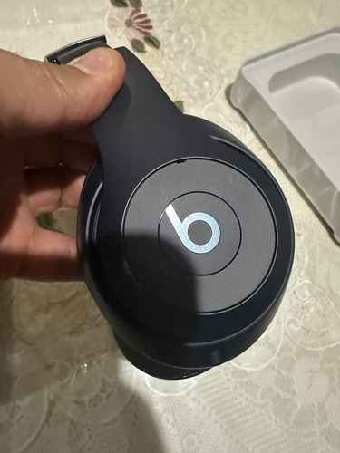 Auriculares Beats Studio Pro Inalámbricos Azul (Usado)