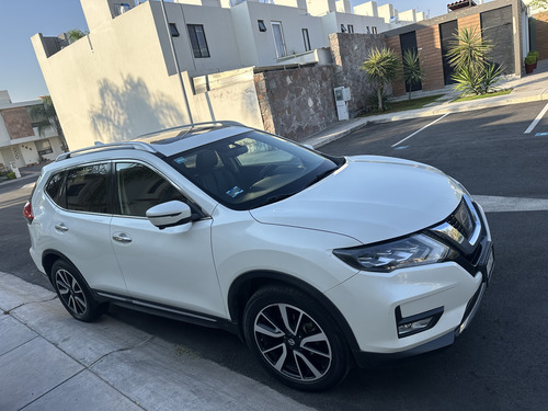 Nissan X-Trail 2.5 Exclusive 2 Row Cvt