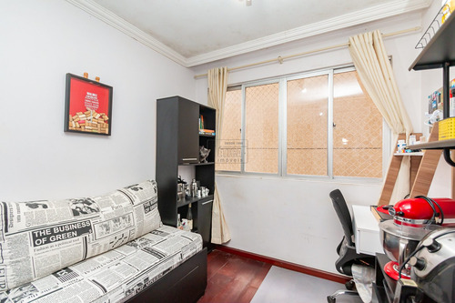 Imagem 16 de 30 de Apartamento Com 1 Dormitório À Venda Com 40.81m² Por R$ 170.000,00 No Bairro Centro - Curitiba / Pr - Ap 2059