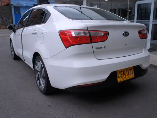 Kia Rio Ub Ex Mt Jen071