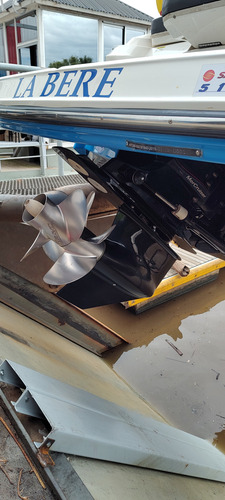 Lancha Klase 235 Open
