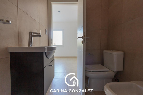 Imagen 15 de 23 de Departamento En Venta 2 Dormitorios Con Cochera Obrero Arg Y Figueroa