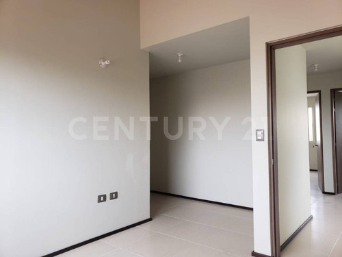 Imagen 10 de 30 de Se Vende Casa En Senda Real Celaya Guanajuato
