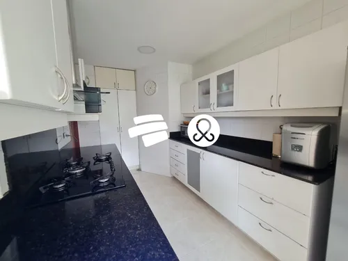 Apartamento Muy Amplio Y Con La Mejor Ubicación En La Milla De Oro De El Poblado