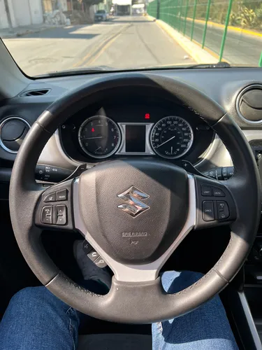 Suzuki Vitara 1.6 Glx At