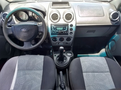 Ford Fiesta Max 1.6 4p Edge Plus 2008