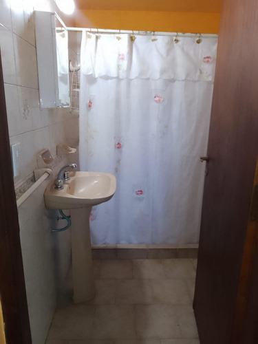 Casa En Venta - 4 Dormitorios 2 Baños - 450mts2 - Mar Del Tuyú