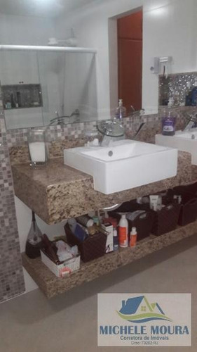 Imagem 10 de 15 de Casa 3 Dormitórios Para Venda Em Araruama, Bananeiras, 3 Dormitórios, 2 Suítes, 2 Banheiros, 5 Vagas - 58_2-234333