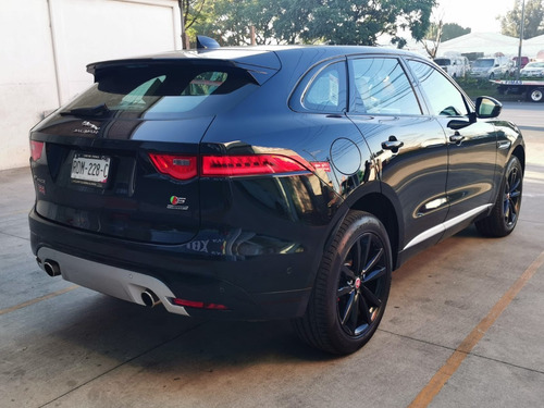 Imagen 4 de 15 de Jaguar F-pace 3.0 First Edition At