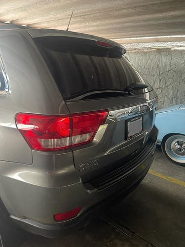 Imagen 2 de 12 de Jeep Grand Cherokee Laredo Automatica 4x4